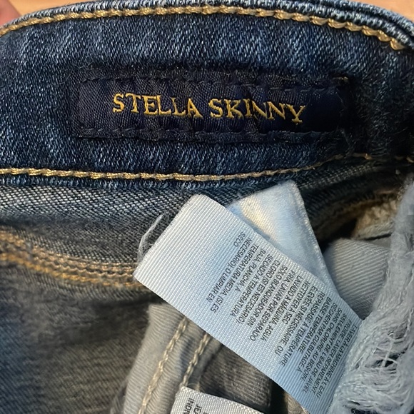 Lucky Brand Skinny Jeans - Picture 3 of 7